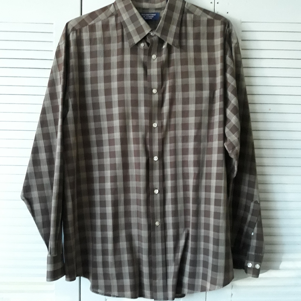 Roundtree & Yorke, men's long sleeve shirt. Size XL